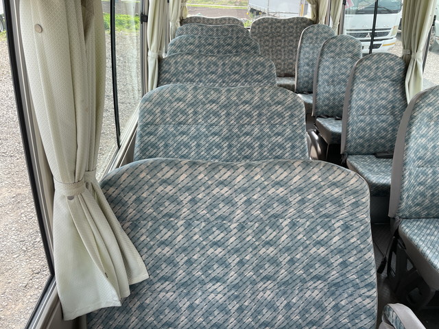 三菱ふそうローザマイクロバス[写真15]