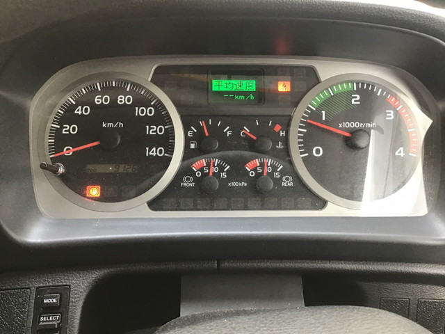 日野レンジャークレーン4段中型（4t）[写真16]