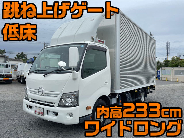 日野デュトロアルミバン小型（2t・3t）[写真01]