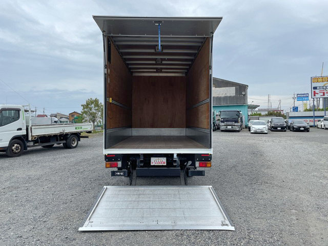 日野デュトロアルミバン小型（2t・3t）[写真10]