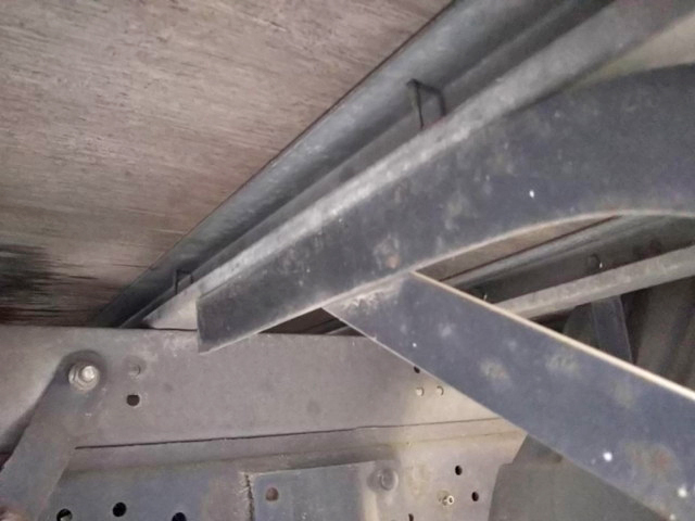 いすゞエルフアルミバン小型（2t・3t）[写真12]