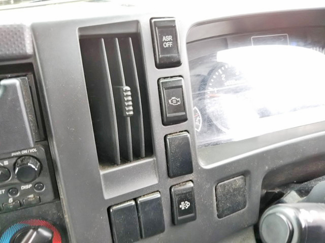 いすゞエルフアルミバン小型（2t・3t）[写真23]