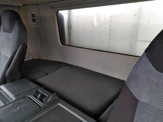 三菱ふそうスーパーグレート冷凍車（冷蔵車）大型（10t）[写真33]