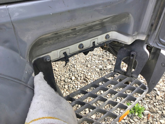 三菱ふそうファイターダンプ中型（4t）[写真13]