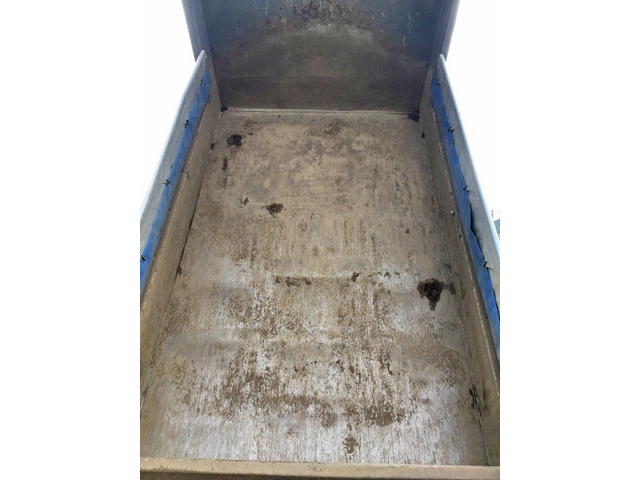 三菱ふそうファイターダンプ中型（4t）[写真03]