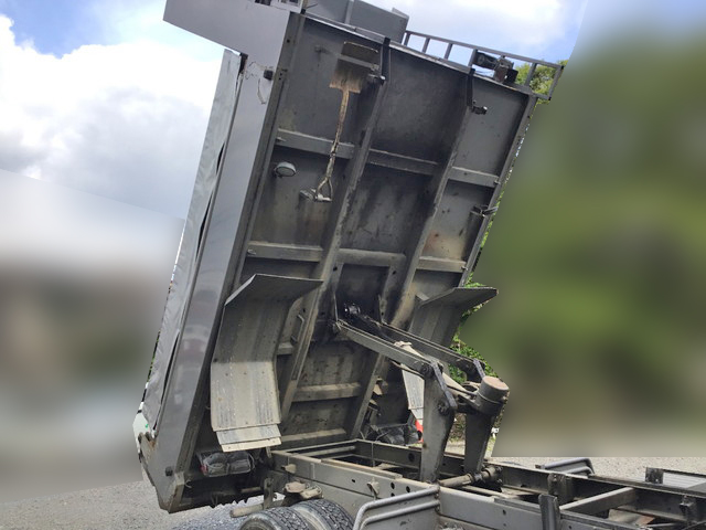 三菱ふそうファイターダンプ中型（4t）[写真08]