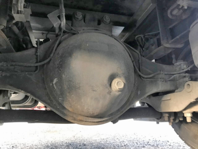 いすゞフォワードアルミウイング中型（4t）[写真10]