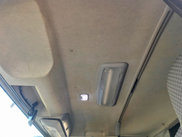 いすゞフォワードアルミウイング中型（4t）[写真12]