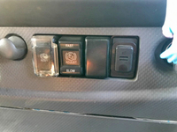 いすゞフォワードアルミウイング中型（4t）[写真13]