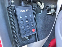 いすゞフォワードアルミウイング中型（4t）[写真16]