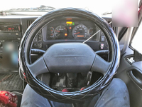 いすゞフォワードアルミウイング中型（4t）[写真17]