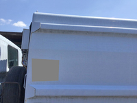 日野レンジャーパッカー車（塵芥車）中型（4t）[写真21]