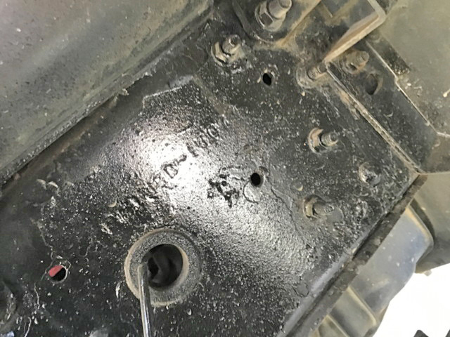 日野レンジャーパッカー車（塵芥車）中型（4t）[写真24]