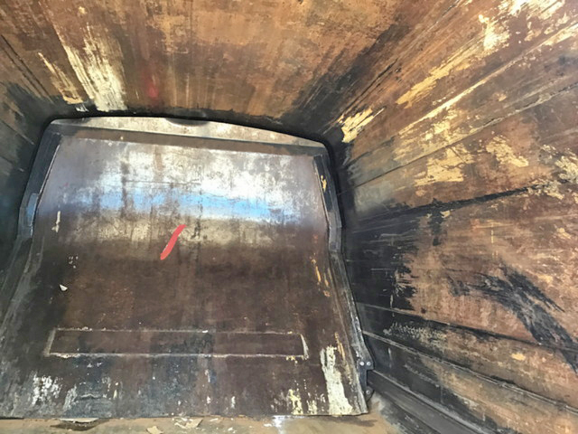 日野レンジャーパッカー車（塵芥車）中型（4t）[写真09]