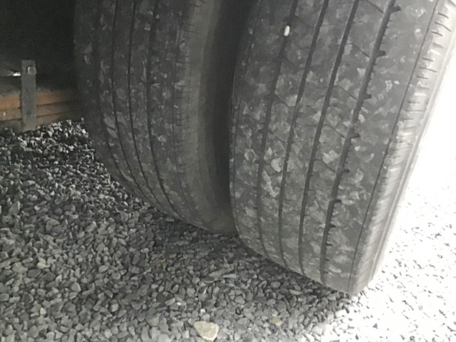 三菱ふそうキャンターダンプ小型（2t・3t）[写真10]