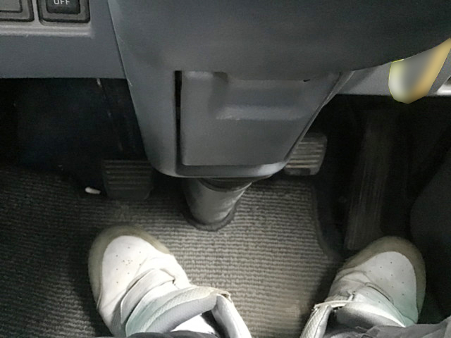 三菱ふそうキャンターダンプ小型（2t・3t）[写真18]