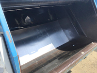 いすゞエルフパッカー車（塵芥車）小型（2t・3t）[写真12]