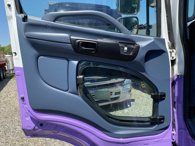 日野プロフィアパッカー車（塵芥車）大型（10t）[写真27]