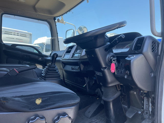 日野レンジャー冷凍車（冷蔵車）中型（4t）[写真29]