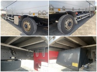 いすゞギガアルミウイング大型（10t）[写真17]