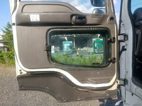 いすゞギガアルミウイング大型（10t）[写真27]