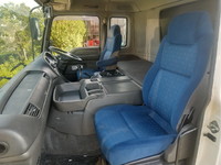 いすゞギガアルミウイング大型（10t）[写真29]