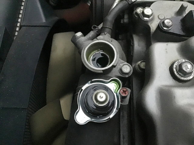 三菱ふそうキャンタークレーン4段小型（2t・3t）[写真13]