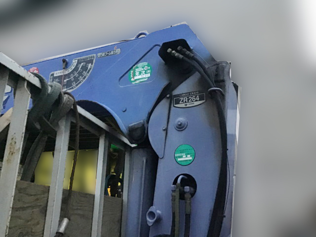 三菱ふそうキャンタークレーン4段小型（2t・3t）[写真05]