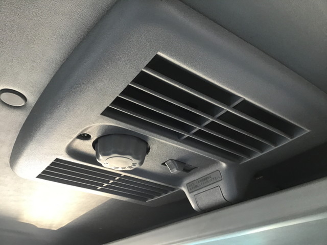 いすゞエルフセーフティローダー小型（2t・3t）[写真29]