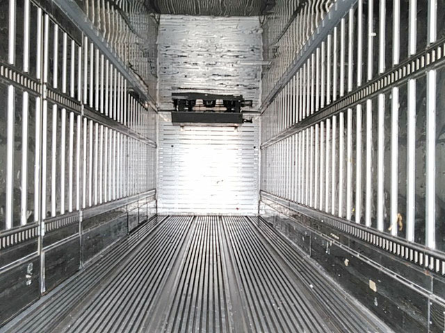 三菱ふそうスーパーグレート冷凍車（冷蔵車）大型（10t）[写真10]