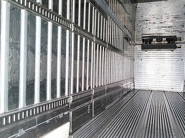 三菱ふそうスーパーグレート冷凍車（冷蔵車）大型（10t）[写真11]