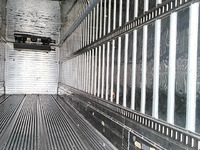 三菱ふそうスーパーグレート冷凍車（冷蔵車）大型（10t）[写真12]