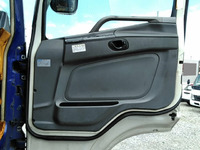 三菱ふそうスーパーグレート冷凍車（冷蔵車）大型（10t）[写真28]