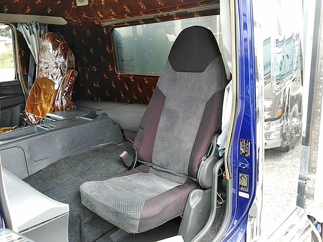 三菱ふそうスーパーグレート冷凍車（冷蔵車）大型（10t）[写真29]