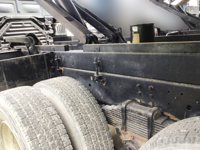 日野プロフィアダンプ大型（10t）[写真16]