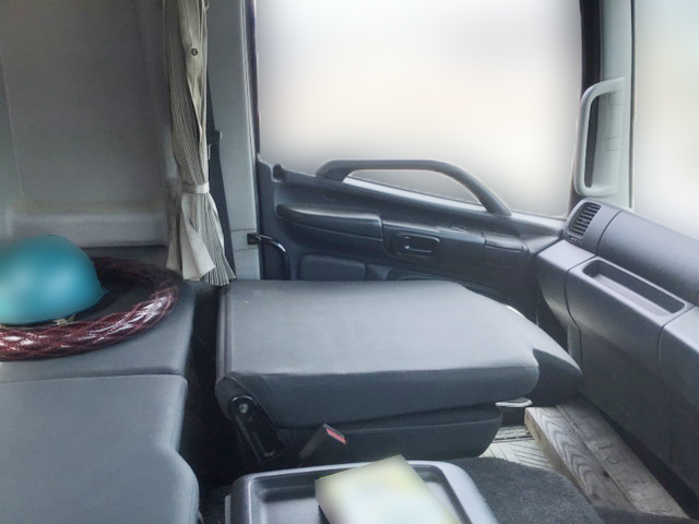 日野プロフィアダンプ大型（10t）[写真22]