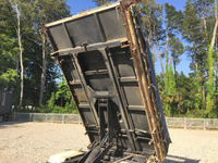 いすゞエルフ三転ダンプ小型（2t・3t）[写真10]