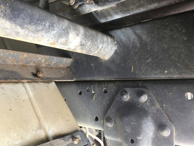 いすゞエルフ三転ダンプ小型（2t・3t）[写真17]