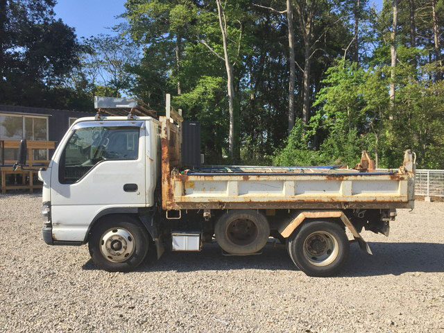 いすゞエルフ三転ダンプ小型（2t・3t）[写真05]