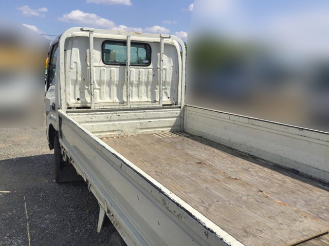 トヨタダイナ平ボディ小型（2t・3t）[写真02]