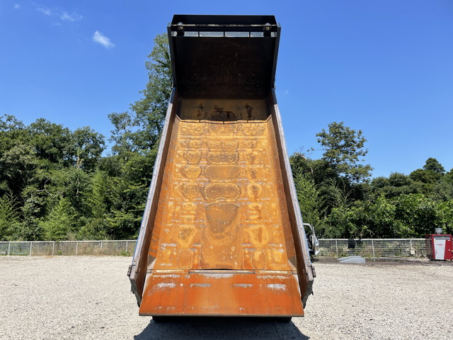 三菱ふそうスーパーグレートダンプ大型（10t）[写真12]