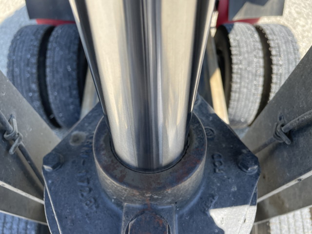 三菱ふそうスーパーグレートダンプ大型（10t）[写真14]