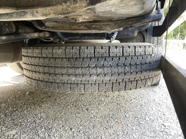 三菱ふそうスーパーグレートダンプ大型（10t）[写真18]