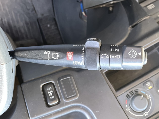 三菱ふそうスーパーグレートダンプ大型（10t）[写真31]