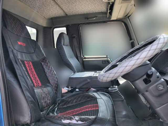 日野レンジャーパッカー車（塵芥車）中型（4t）[写真13]