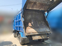 日野レンジャーパッカー車（塵芥車）中型（4t）[写真03]