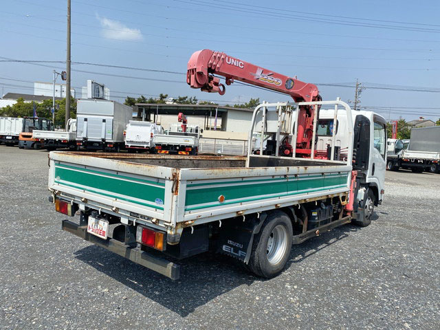 いすゞエルフクレーン4段小型（2t・3t）[写真02]