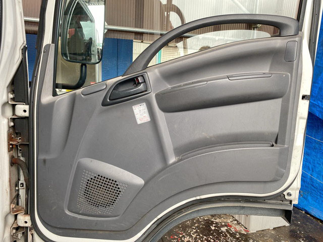 いすゞエルフクレーン4段小型（2t・3t）[写真28]