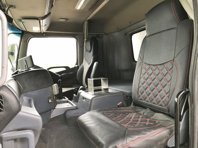 日野プロフィアダンプ大型（10t）[写真33]