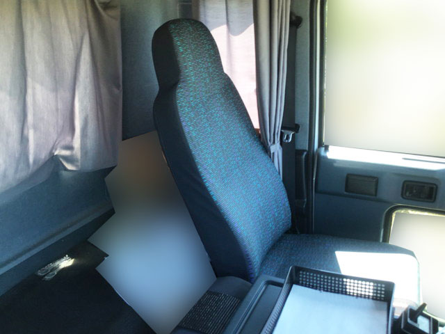 UDトラックスコンドルバキュームカー増トン（6t・8t）[写真19]